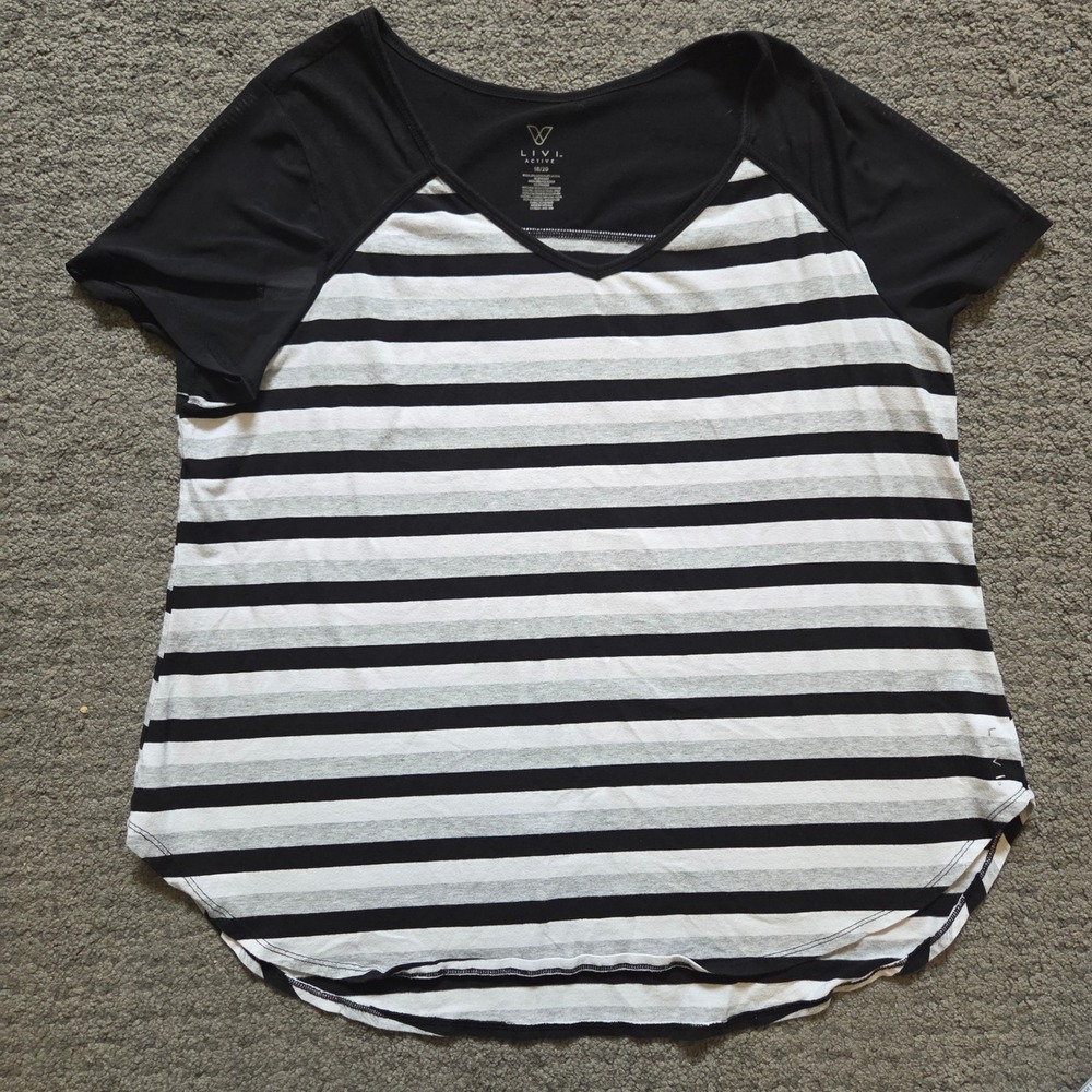 Livi Active Lane Bryant Striped V-Neck Mesh Raglan Sleeve Workout Top Plus 18/20